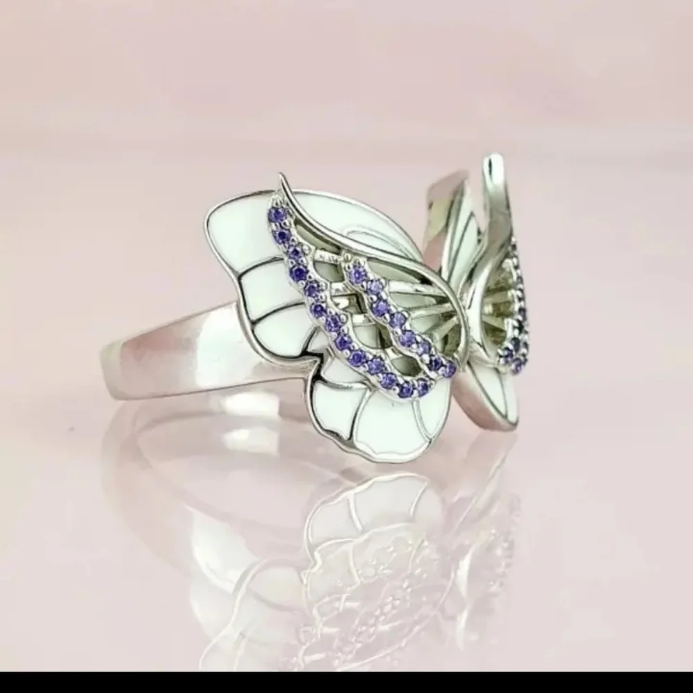 Ladies Party Ring - Picture 2 of 5